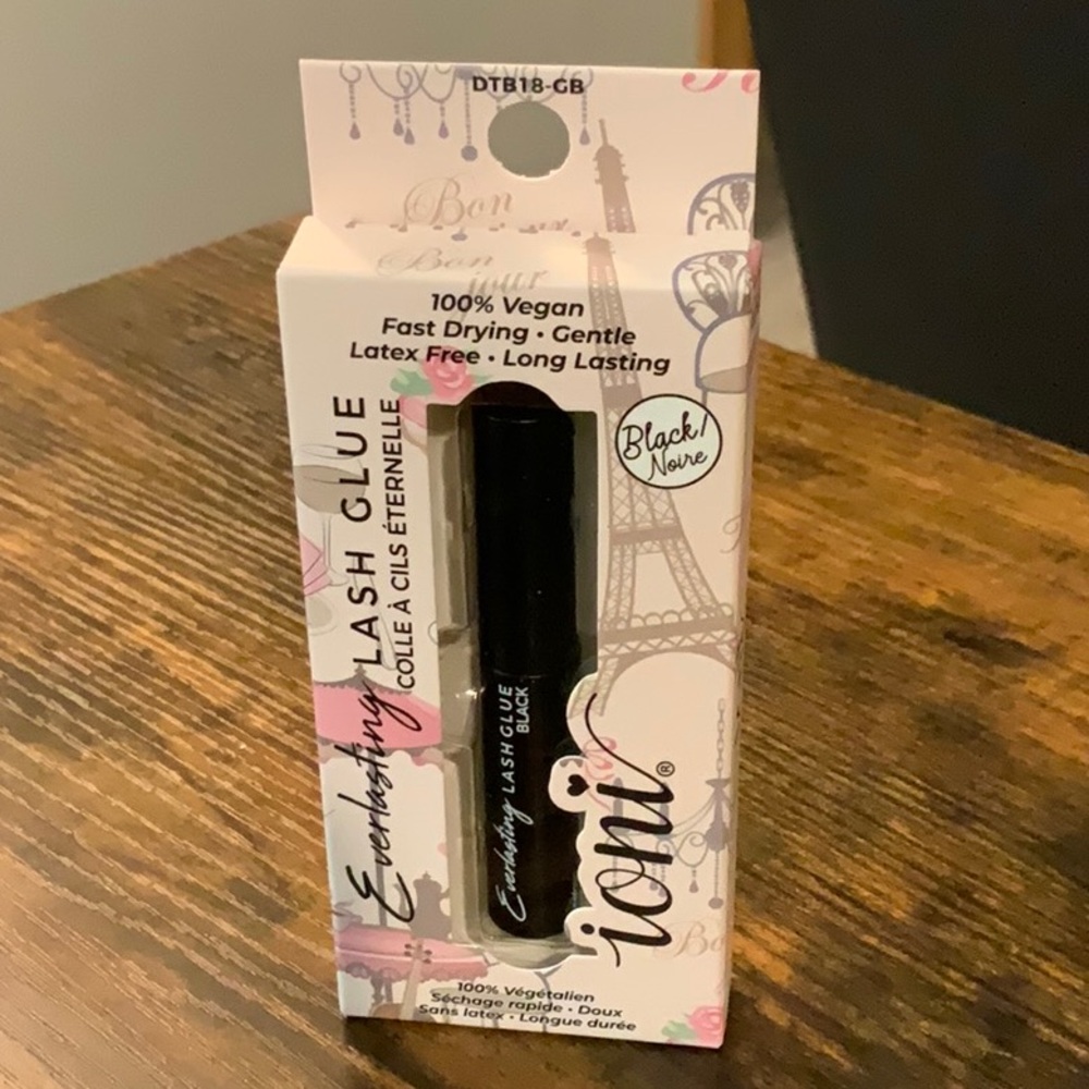 Ioni Black Eyelash Glue